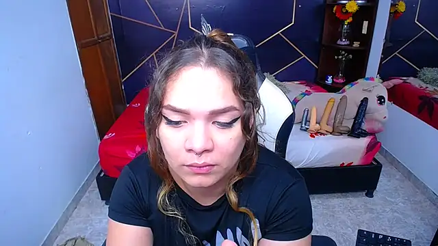 ShantalBlonde online show from September 12, 1:49 am