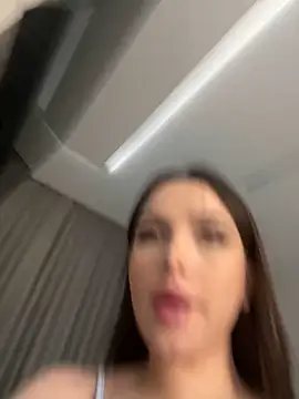 stefannichka online show from December 8, 1:13 am