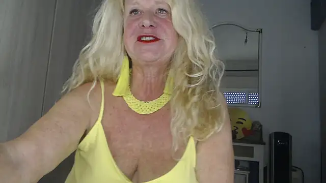 THESensualhorny online show from February 18, 12:39 pm