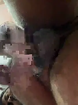 raghu3443 online show from February 13, 12:23 pm