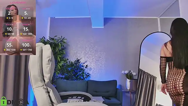 MeganHopeX online show from March 8, 7:27 am