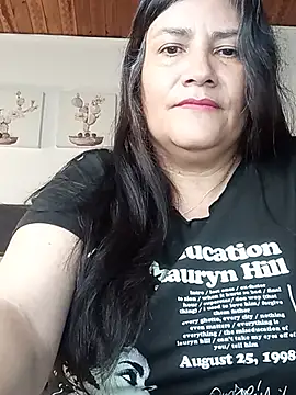 Snapshot of salomexlove_20 chatting on May 28, 1:30 pm salomexlove 20 online show from May 28, 1:30 pm