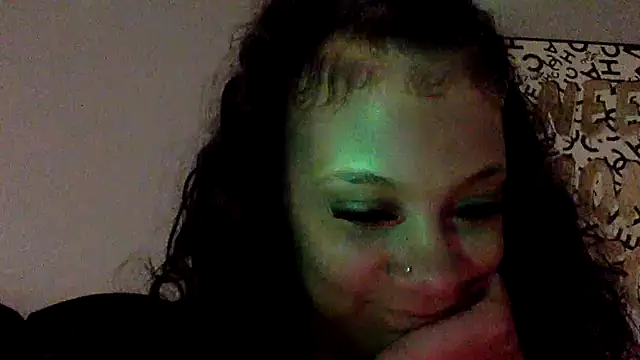 Snapshot of pinksugarxx chatting on April 25, 9:34 pm pinksugarxx online show from April 25, 9:34 pm