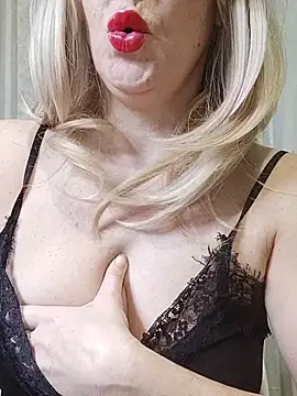 Vivian115 online show from November 10, 10:09 pm