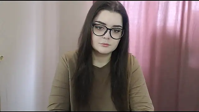 ohhhMie online show from February 23, 7:44 am