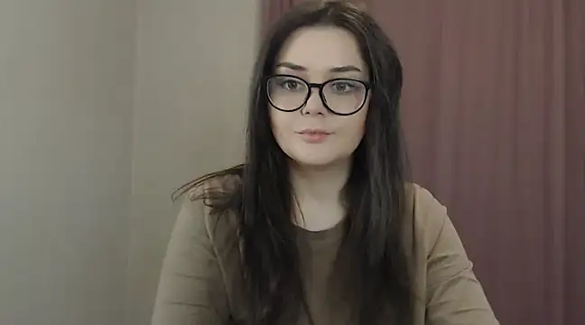 ohhhMie online show from March 22, 4:47 pm