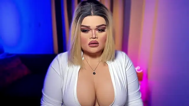 KarolinaThompson online show from February 1, 7:47 am