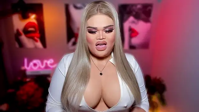 KarolinaThompson online show from October 5, 7:56 pm