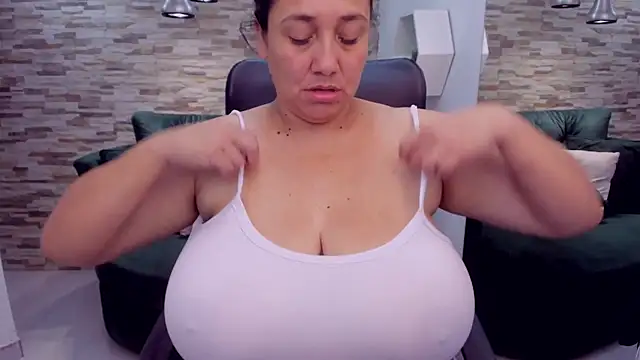 Snapshot of Sharon_tits chatting on November 23, 11:54 am Sharon tits online show from November 23, 11:54 am