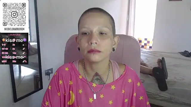 moon cat85 online show from March 5, 2:45 pm