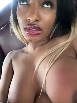 NicoleCocksXXX online show from March 5, 8:32 pm