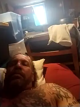 Snapshot of trucker1979 chatting on March 14, 3:28 pm trucker1979 online show from March 14, 3:28 pm