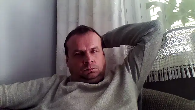 Snapshot of grzes19763 chatting on June 16, 9:23 am grzes19763 online show from June 16, 9:23 am