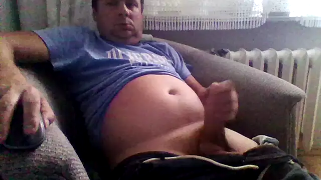 Snapshot of grzes19763 chatting on July 27, 2:46 pm grzes19763 online show from July 27, 2:46 pm