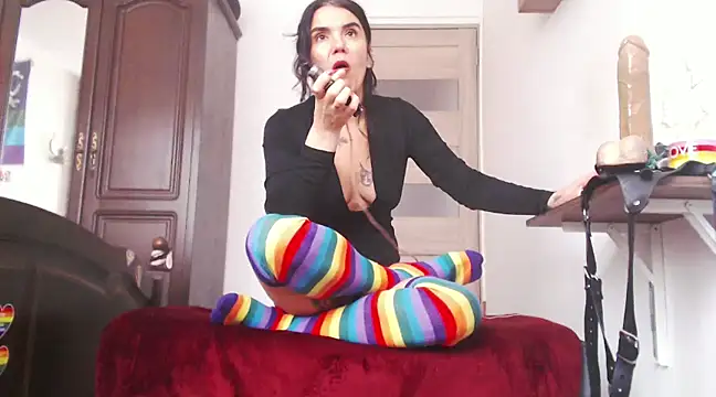 Goddess Inanna online show from February 5, 1:11 pm