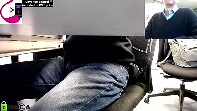 Snapshot of pliko chatting on February 28, 2:09 pm pliko online show from February 28, 2:09 pm