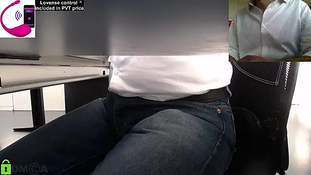 Snapshot of pliko chatting on March 7, 3:49 pm pliko online show from March 7, 3:49 pm