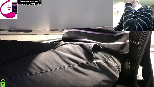 Snapshot of pliko chatting on March 10, 3:30 pm pliko online show from March 10, 3:30 pm