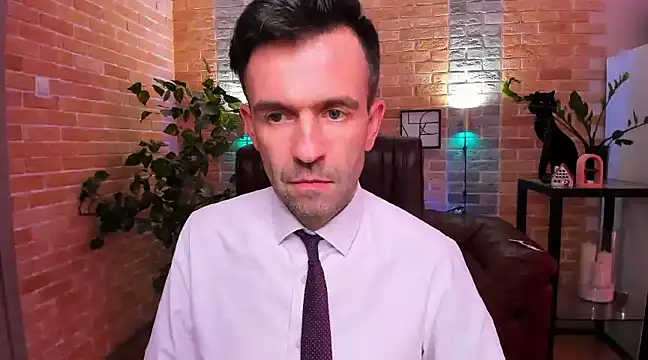 SteveTiger online show from February 14, 3:15 pm