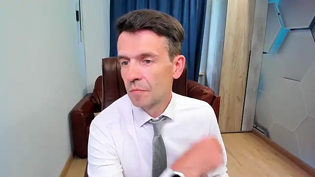 SteveTiger online show from September 12, 10:37 am