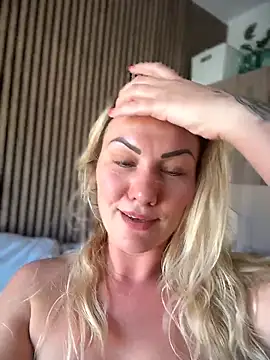 NastyMilf  online show from March 31, 8:26 am