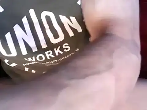 Snapshot of Edgingheaven69 chatting on December 30, 8:04 pm Edgingheaven69 online show from December 30, 8:04 pm