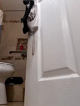 bobby69cock online show from March 31, 9:59 pm