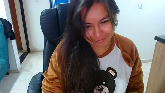 Ixchel Anaid online show from March 3, 11:33 am