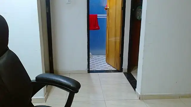 Ixchel Anaid online show from March 21, 9:47 am