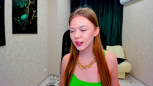 Strawberrye online show from March 12, 3:35 am