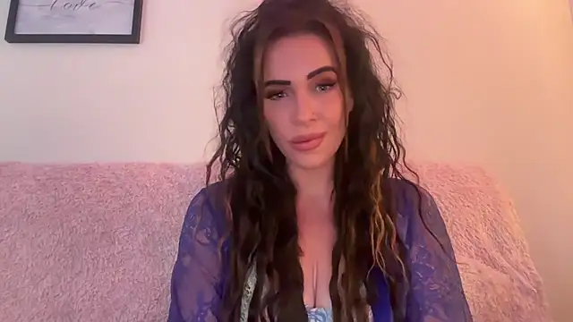 Snapshot of EmilyBlue chatting on July 9, 6:45 pm EmilyBlue online show from July 9, 6:45 pm