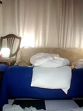 Snapshot of estrella_tasty chatting on March 20, 5:02 am estrella tasty online show from March 20, 5:02 am