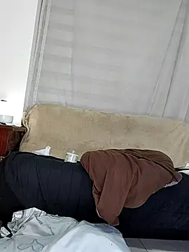 Snapshot of estrella_tasty chatting on September 26, 2:48 am estrella tasty online show from September 26, 2:48 am