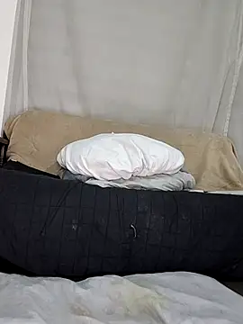 Snapshot of estrella_tasty chatting on October 21, 11:38 pm estrella tasty online show from October 21, 11:38 pm