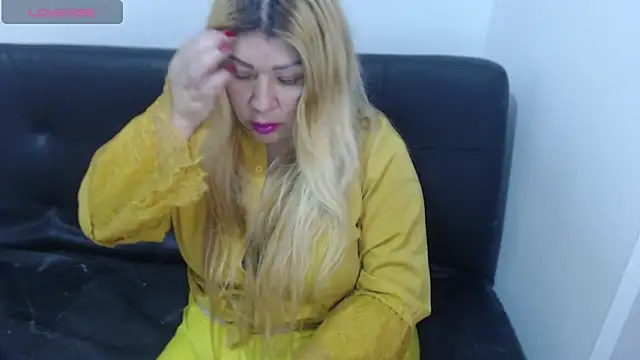 Dulce-Bella online show from March 2, 4:21 pm