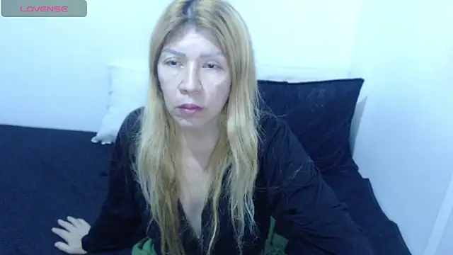 Dulce-Bella online show from April 19, 6:43 pm