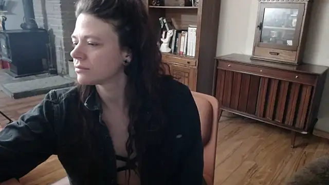 Snapshot of MarcyJones chatting on January 12, 2:03 am MarcyJones online show from January 12, 2:03 am