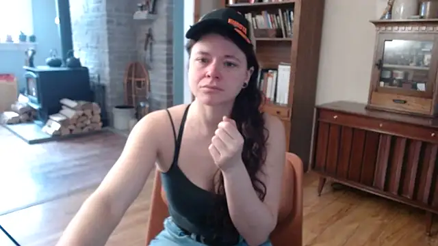 Snapshot of MarcyJones chatting on February 25, 2:11 pm MarcyJones online show from February 25, 2:11 pm