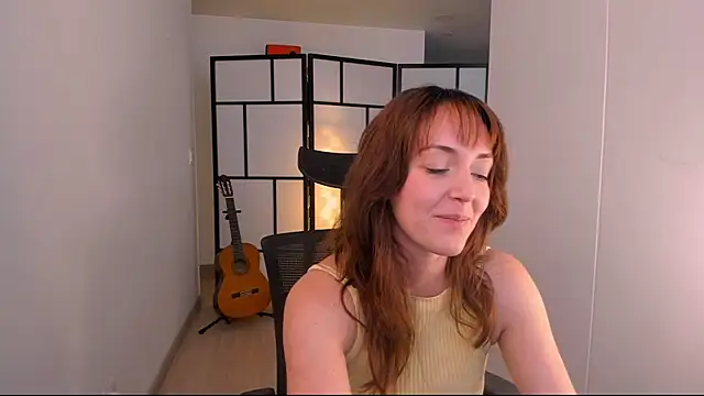 molly marmalade  online show from April 30, 7:20 pm