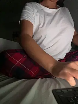 Snapshot of Aestheticsgirl chatting on October 7, 10:07 pm Aestheticsgirl online show from October 7, 10:07 pm