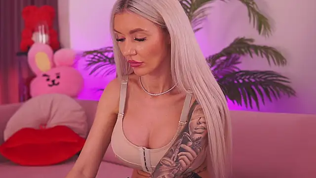 fallingangel online show from March 3, 3:20 pm