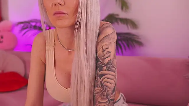 fallingangel online show from March 5, 9:16 am