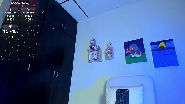 Snapshot of Lisvandr chatting on September 24, 9:18 pm Lisvandr online show from September 24, 9:18 pm