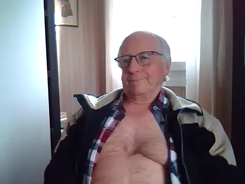 johnjohn622662 online show from March 12, 9:44 am