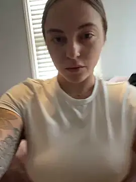 jaseyrae online show from October 17, 3:14 pm