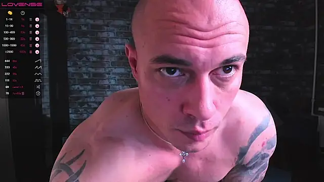 Snapshot of mark_normal chatting on October 14, 3:40 am mark normal online show from October 14, 3:40 am