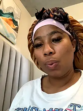 CurvyDesire1 online show from October 24, 1:51 pm