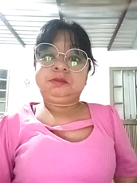 SARAWILLS online show from February 6, 12:00 am