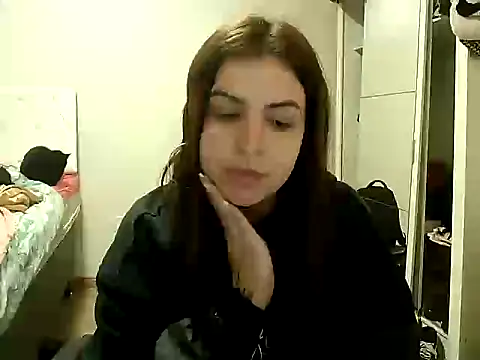 Snapshot of chelbyy chatting on May 19, 10:05 pm chelbyy online show from May 19, 10:05 pm