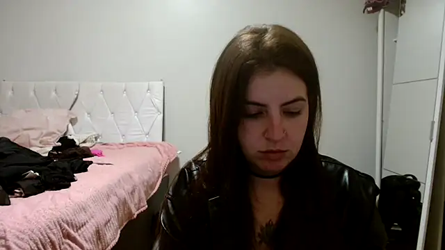 Snapshot of chelbyy chatting on May 24, 12:59 am chelbyy online show from May 24, 12:59 am